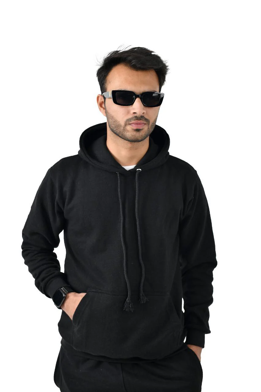 UNISEX BASIC BLACK HOODIE - Image 3